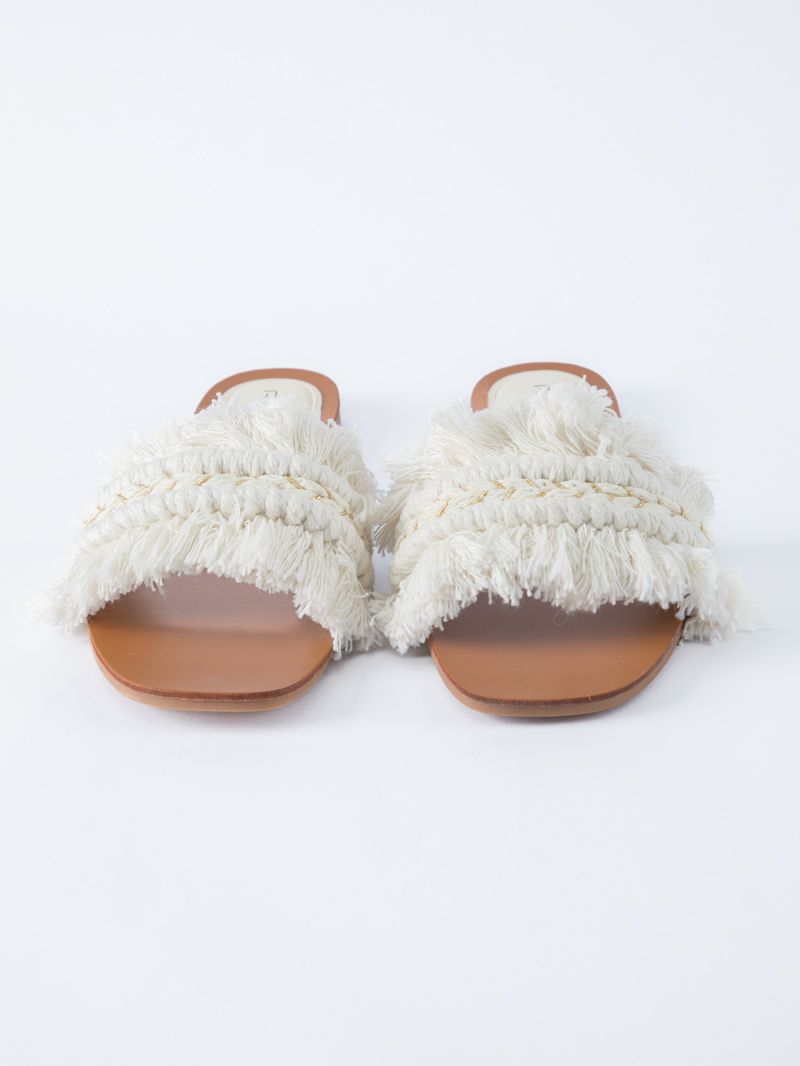 women knitted slipper