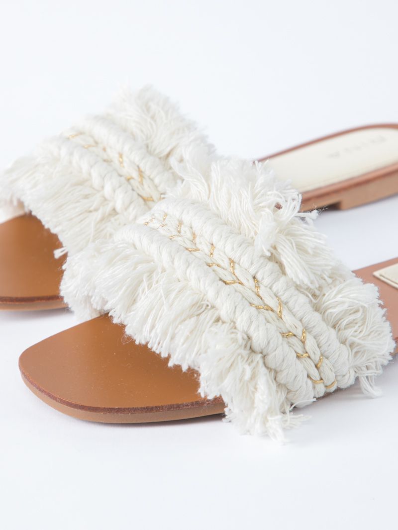 women knitted slipper