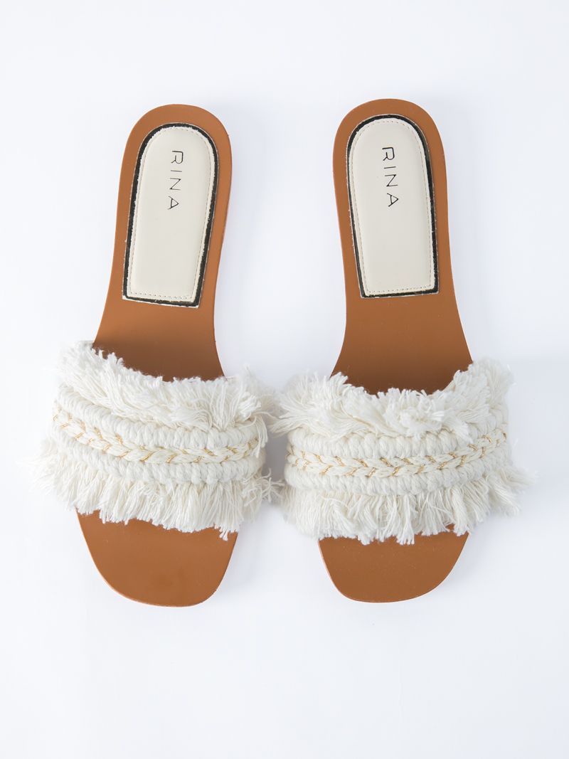 women knitted slipper
