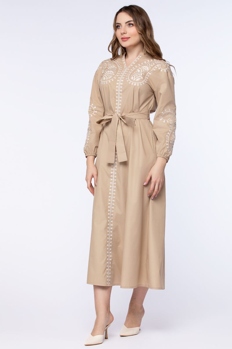 فستان نسائي بتطريز