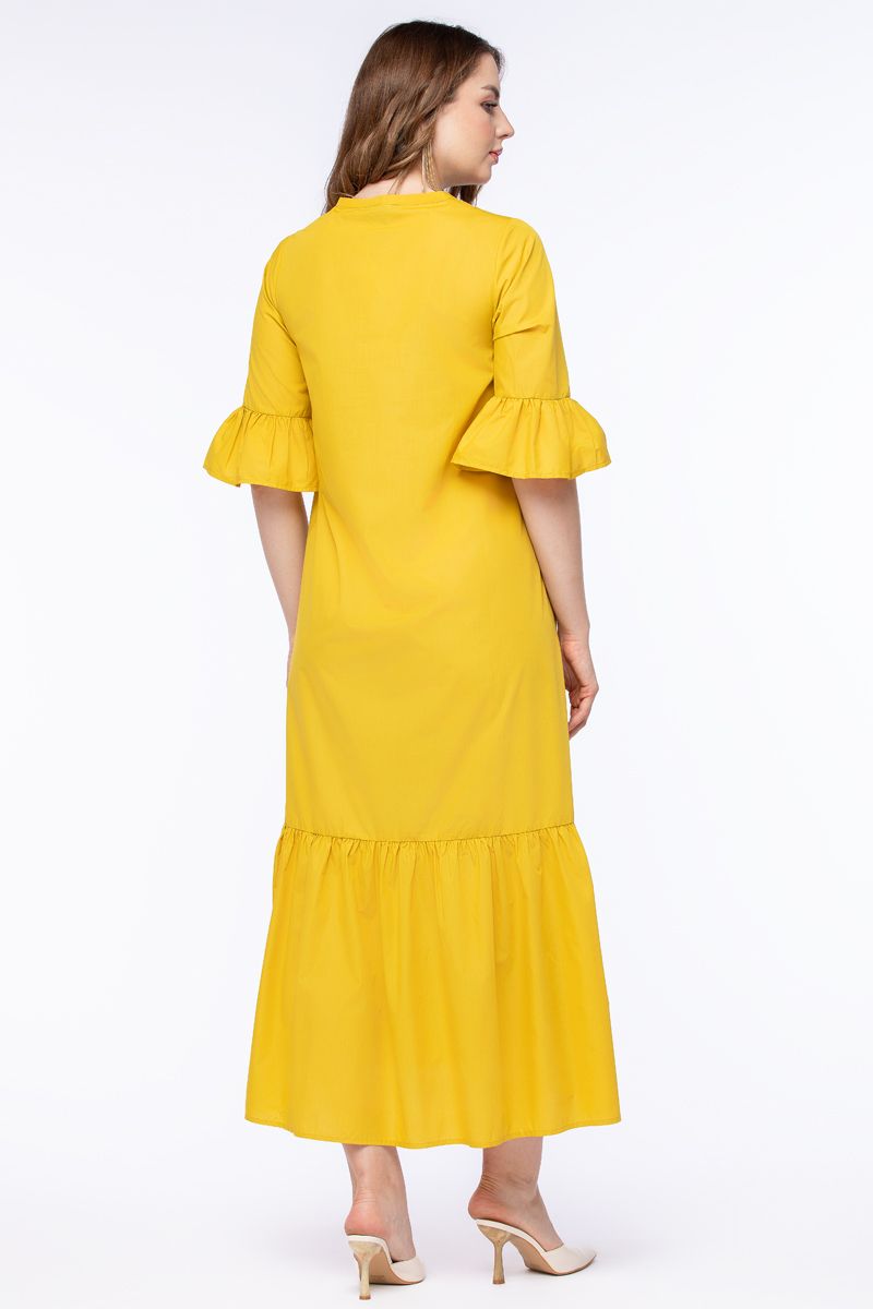 فستان نسائي بتطريز