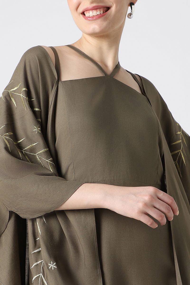 فستان نسائي طبقتين بتطريز