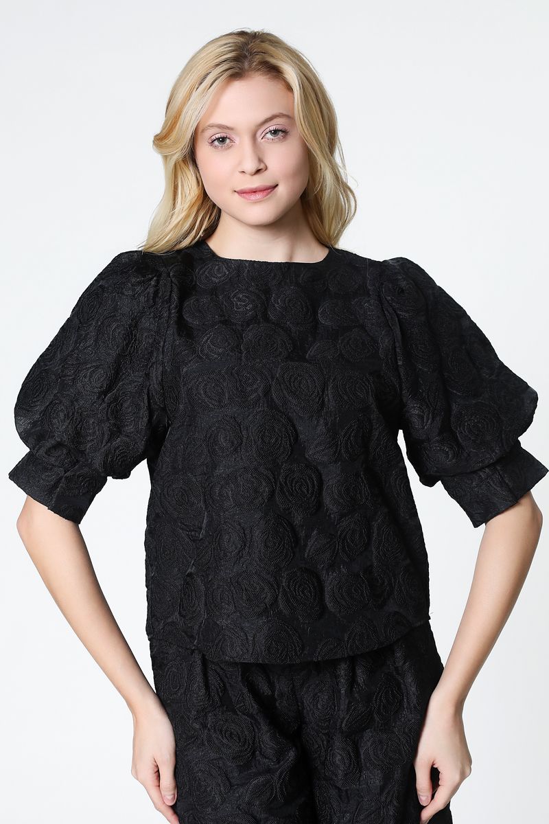 blouse with floral texture