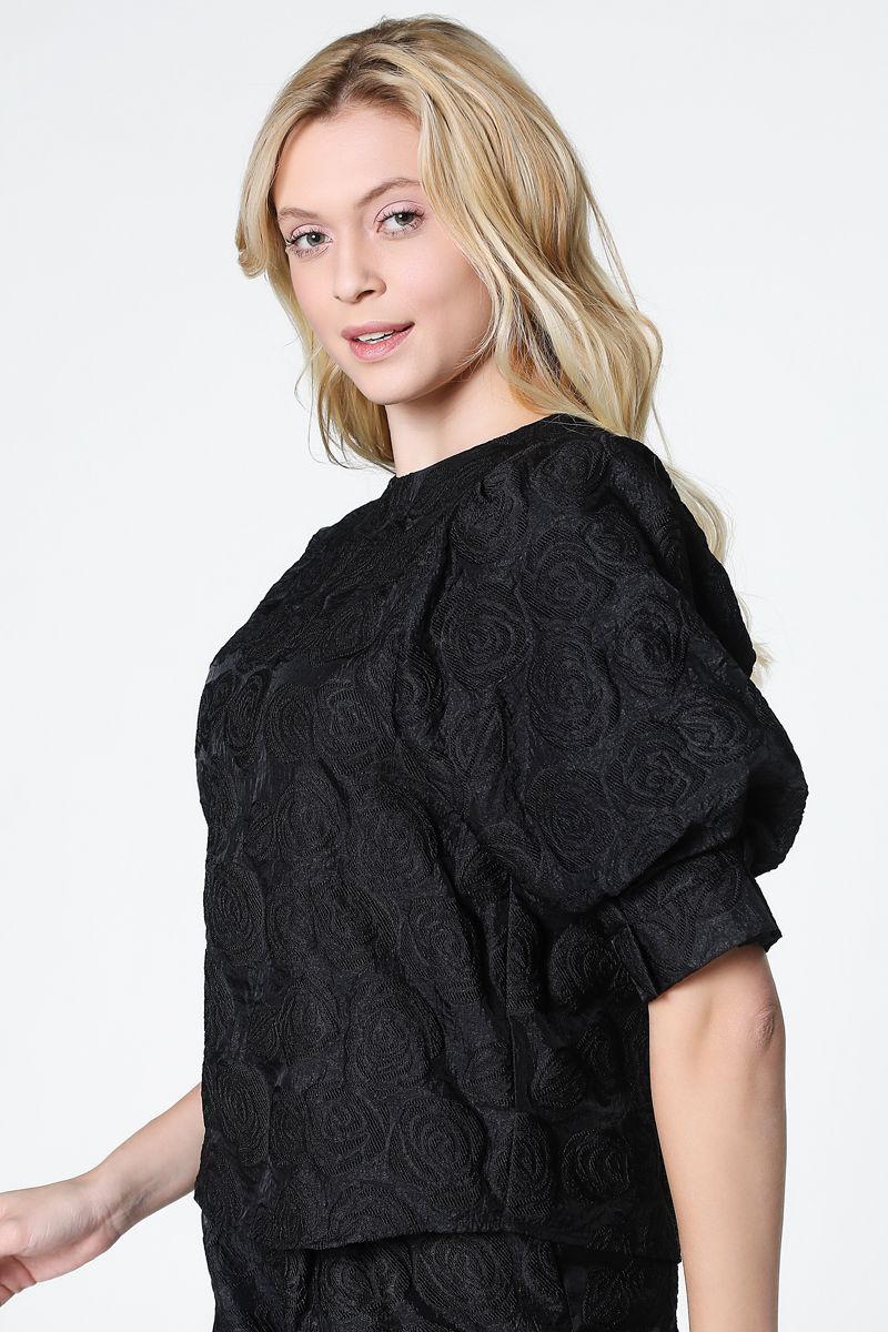 blouse with floral texture