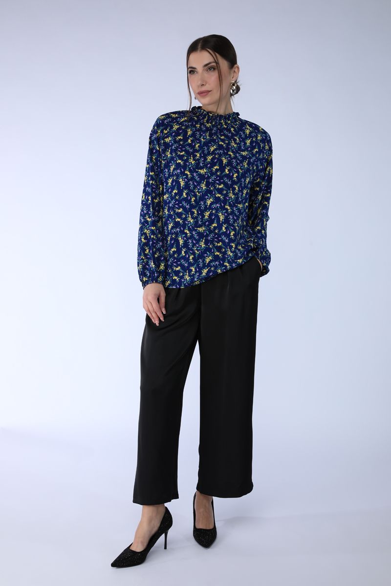 flowy pants with pleats