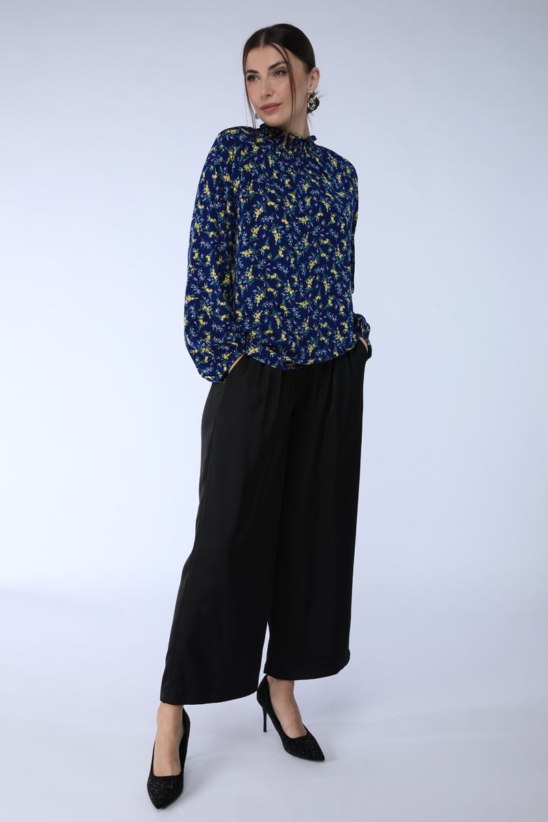 flowy pants with pleats