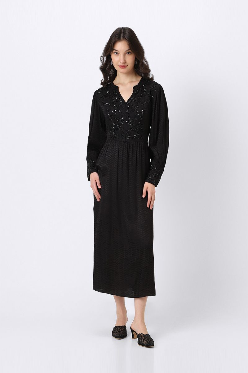 women dress with sequin