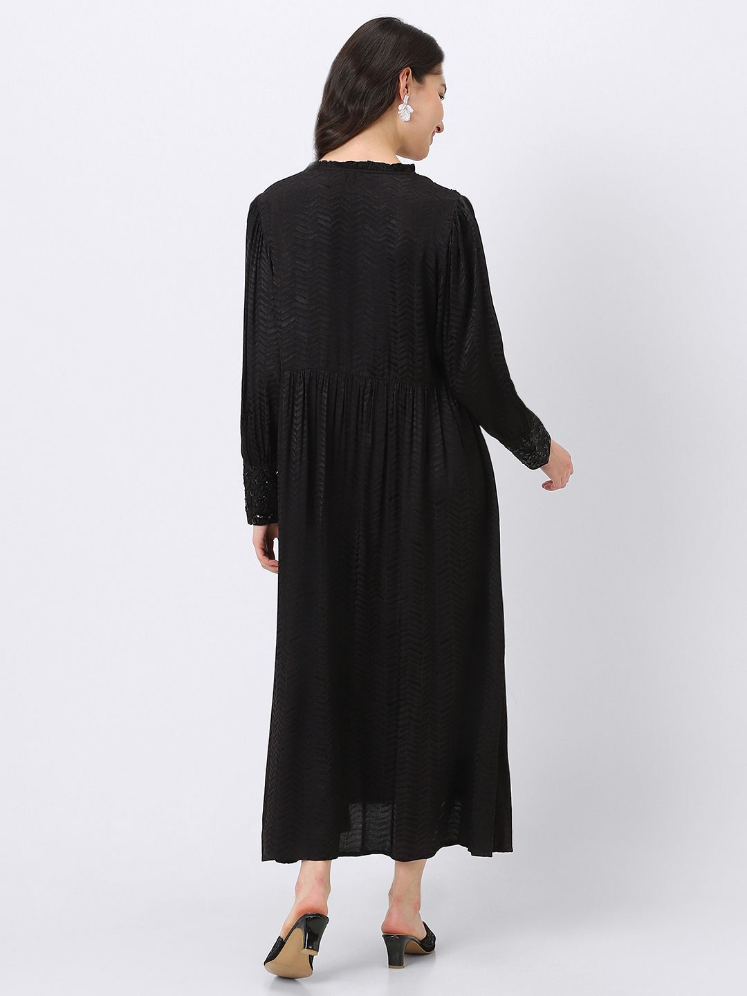 women dress with sequin