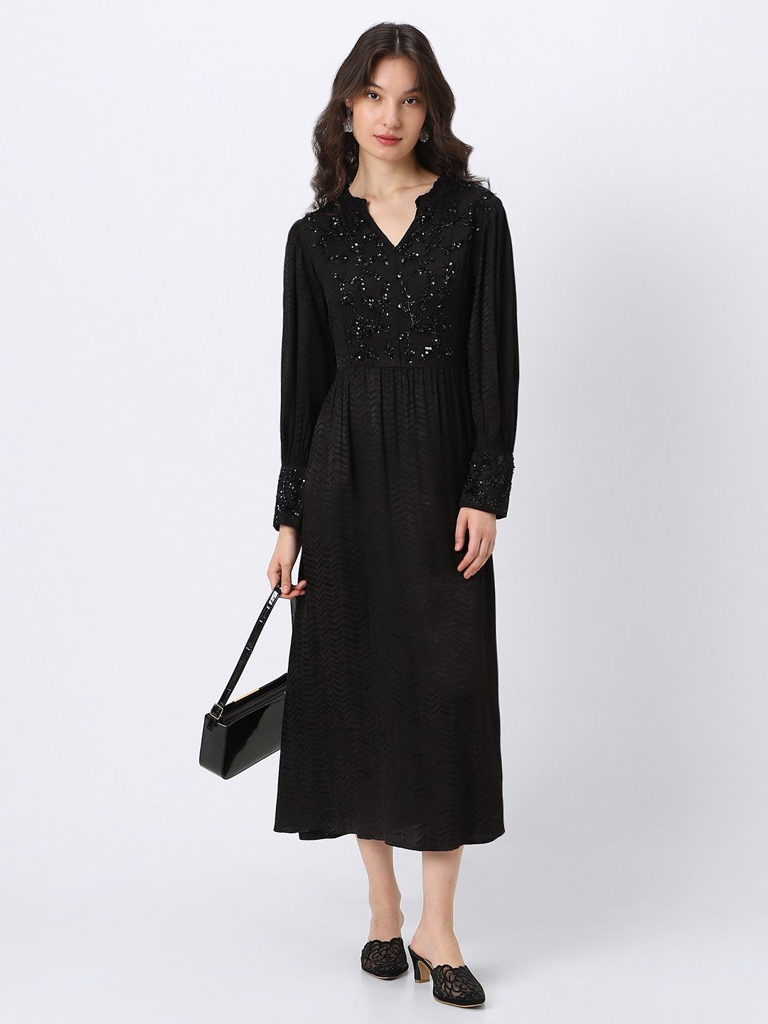 women dress with sequin