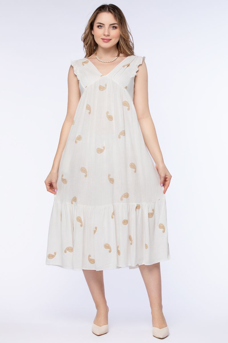 فستان نسائي بتطريز