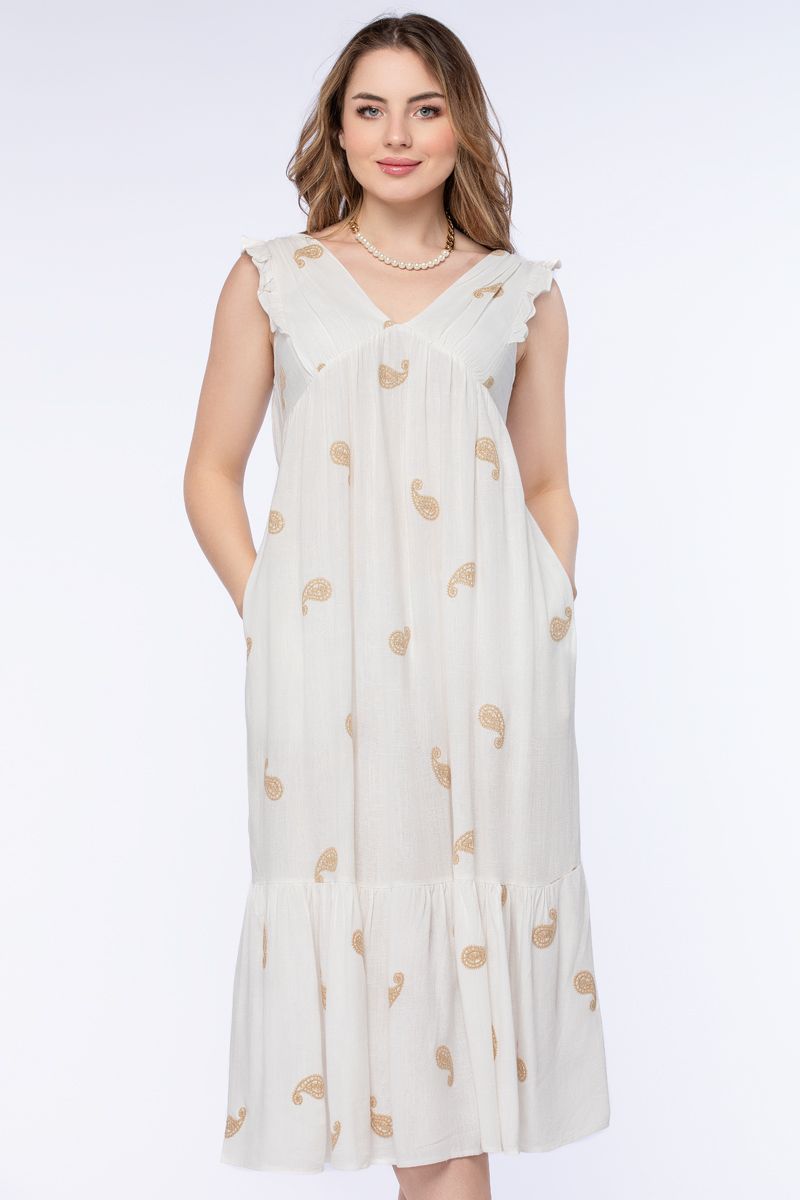 فستان نسائي بتطريز