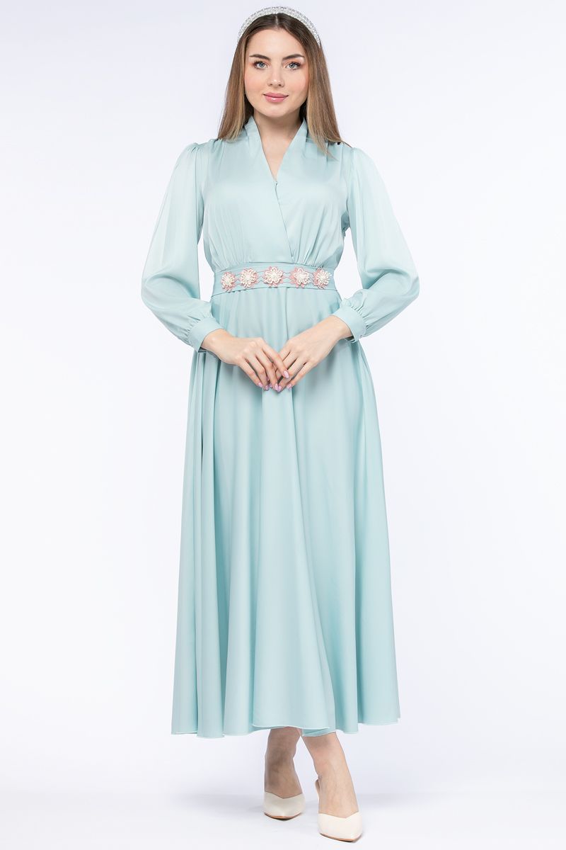 فستان نسائي بورود مطرزة