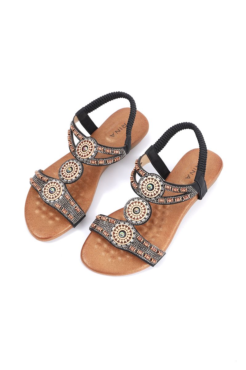 women flat sandal