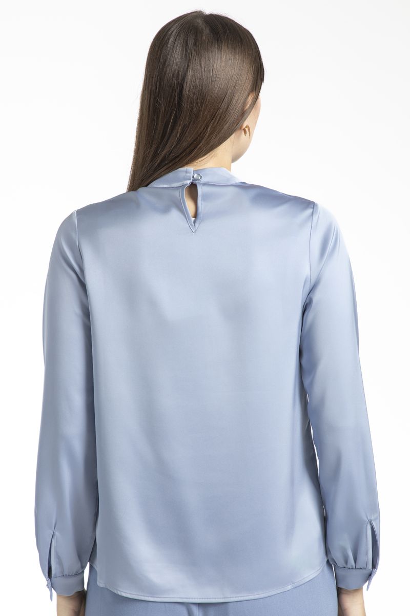 بلوزة نسائية بلون موحد وربطة