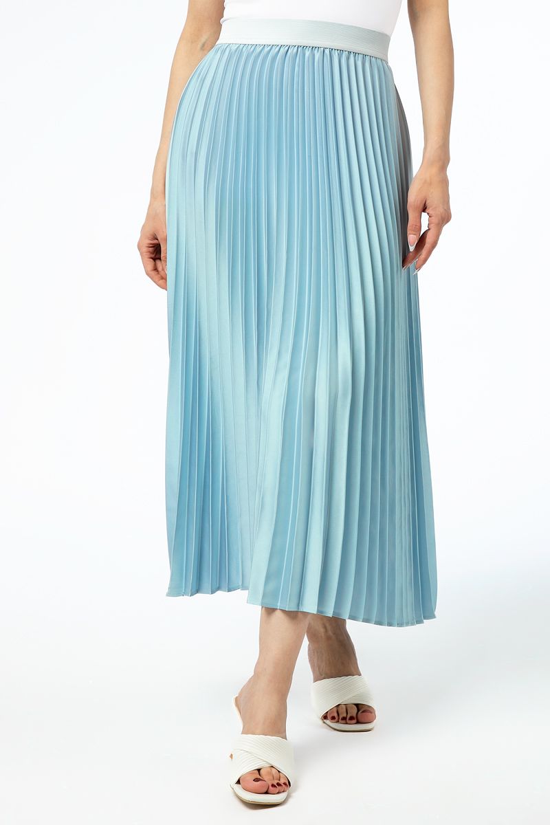 تنورة نسائية طويلة بكسرات