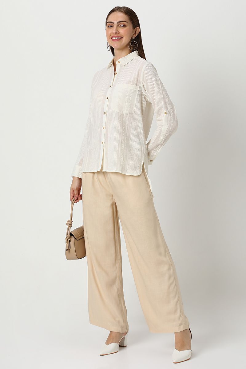 قميص نسائي بنقشة مخططة