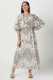 فستان نسائي ماكسي بطبعات