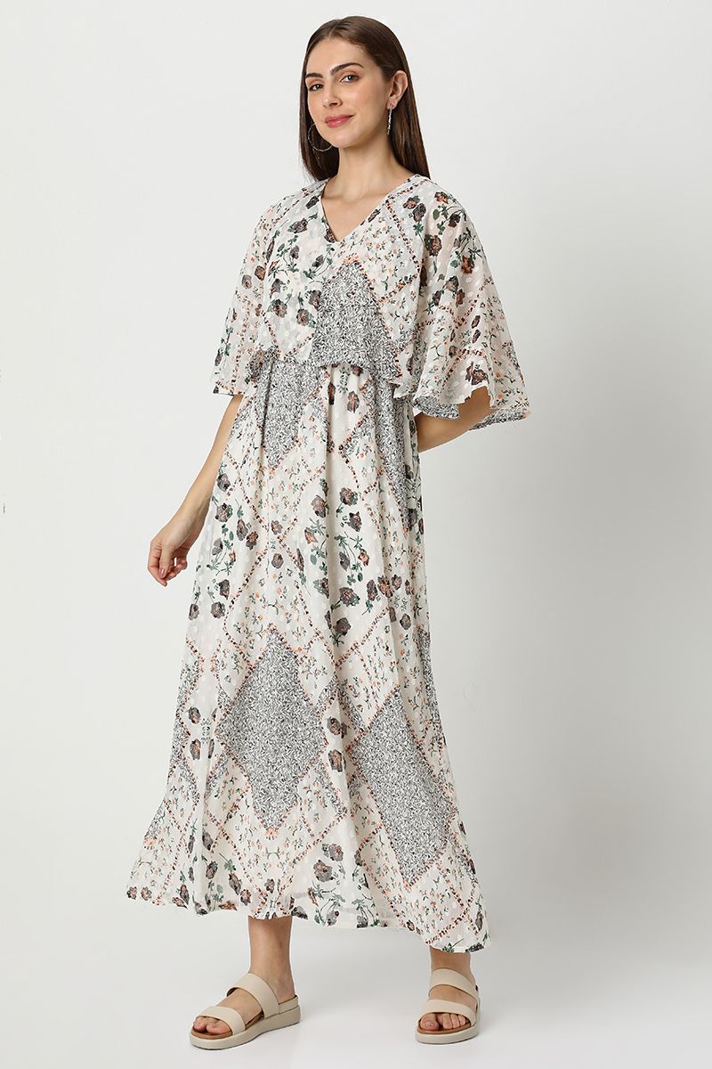 فستان نسائي ماكسي بطبعات