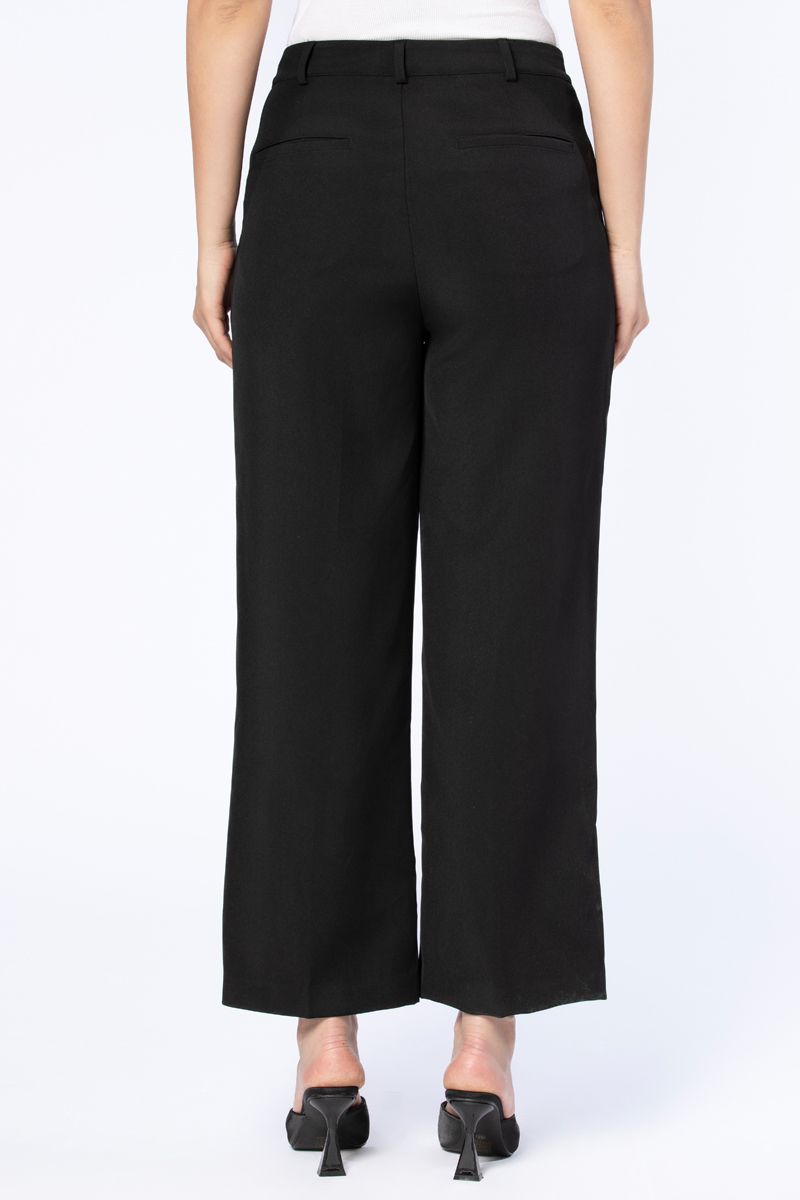 solid colored in a classic cut women pants