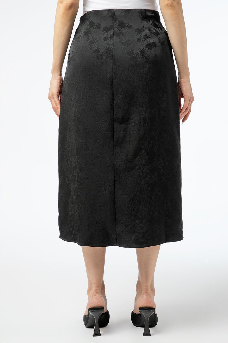 women skirt with textured fabric