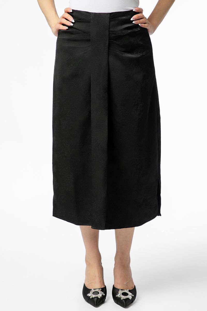 women skirt with textured fabric