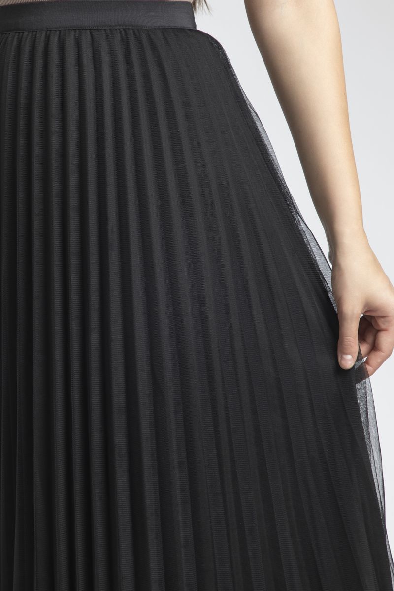 تنورة نسائية كسرات بطبقة أورغانزا