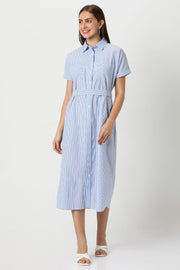 فستان نسائي بنمط قميص مخطط