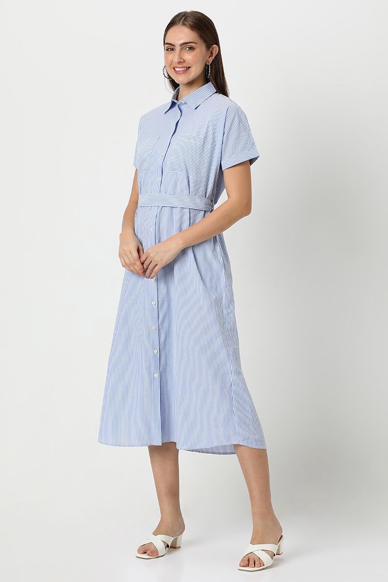 فستان نسائي بنمط قميص مخطط