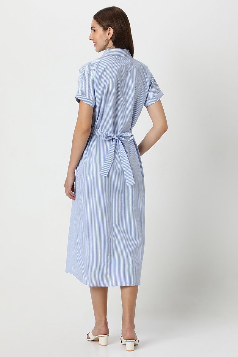 فستان نسائي بنمط قميص مخطط