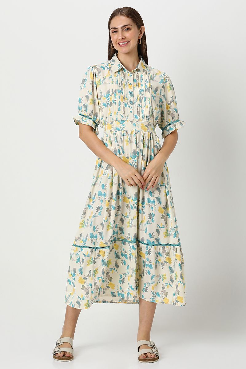 فستان نسائي مورد بكسرات على الصدر