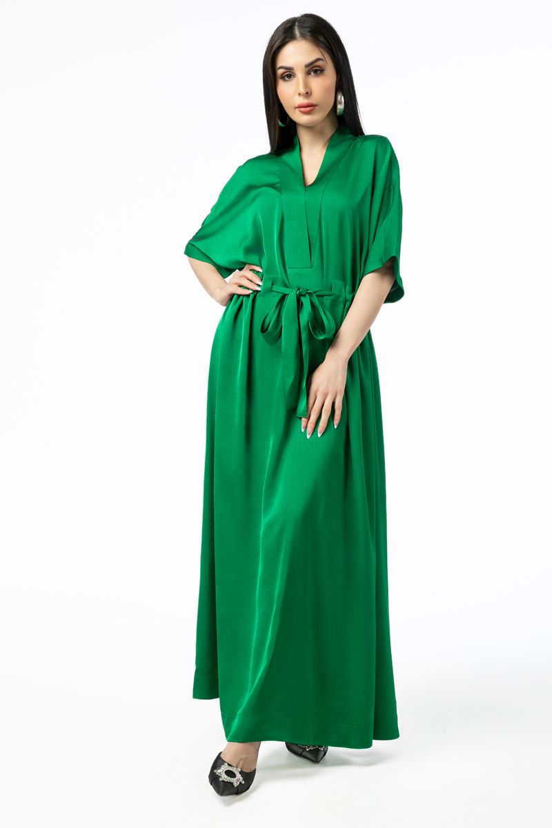 فستان نسائي ماكسي بلون موحد ورباط على الخصر