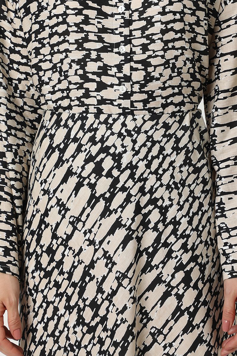 women abstract printed longline skirt