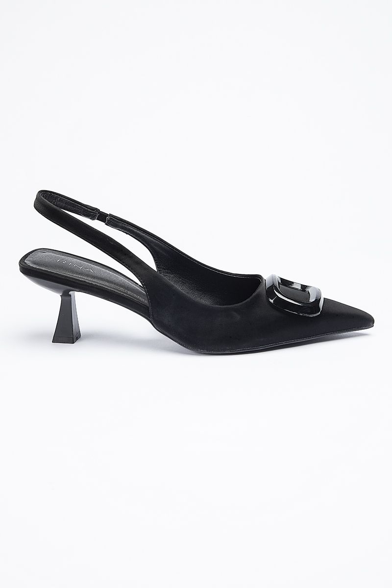 classic women heeled shoes with Tonal buckle detail