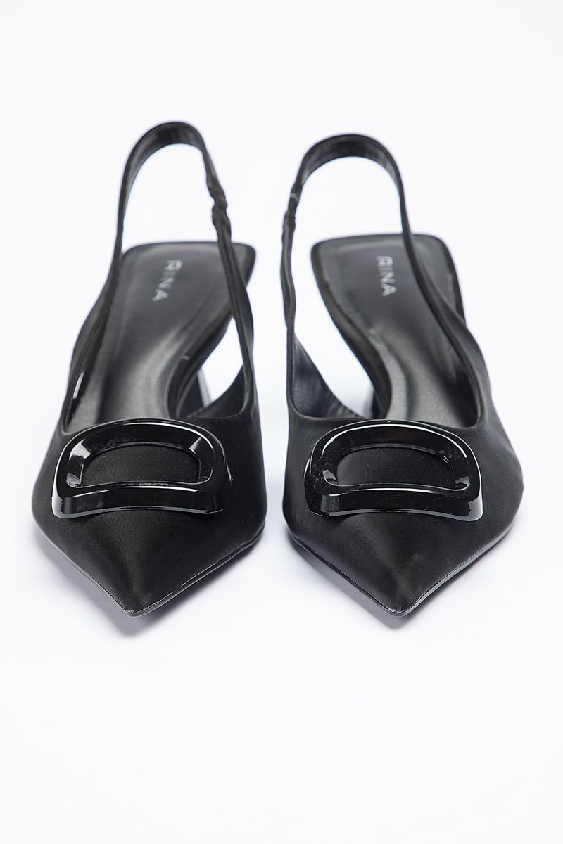 classic women heeled shoes with Tonal buckle detail