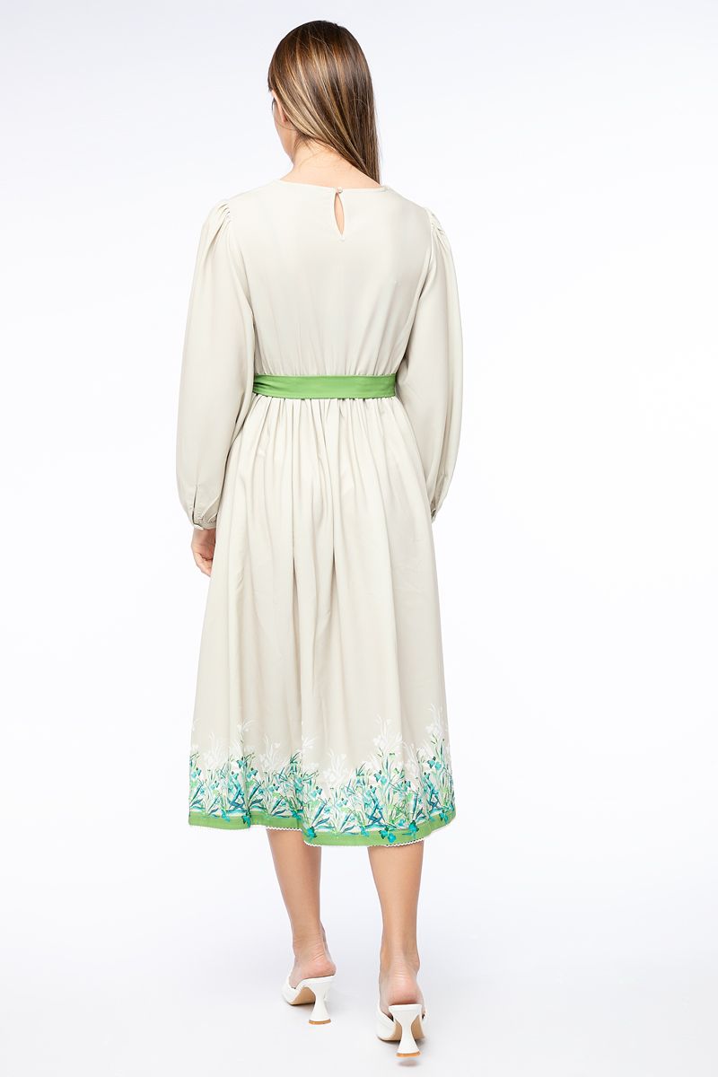 فستان نسائي بطبع