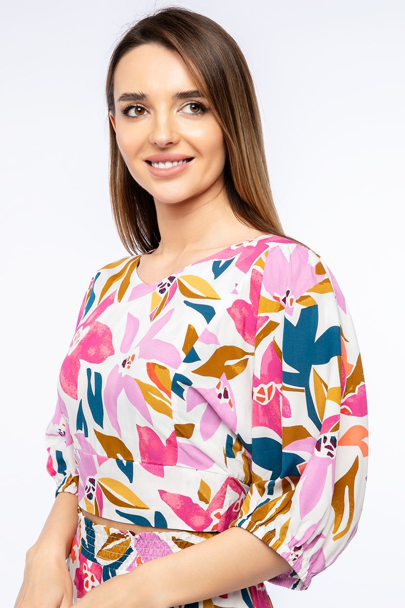 women floral cropped top