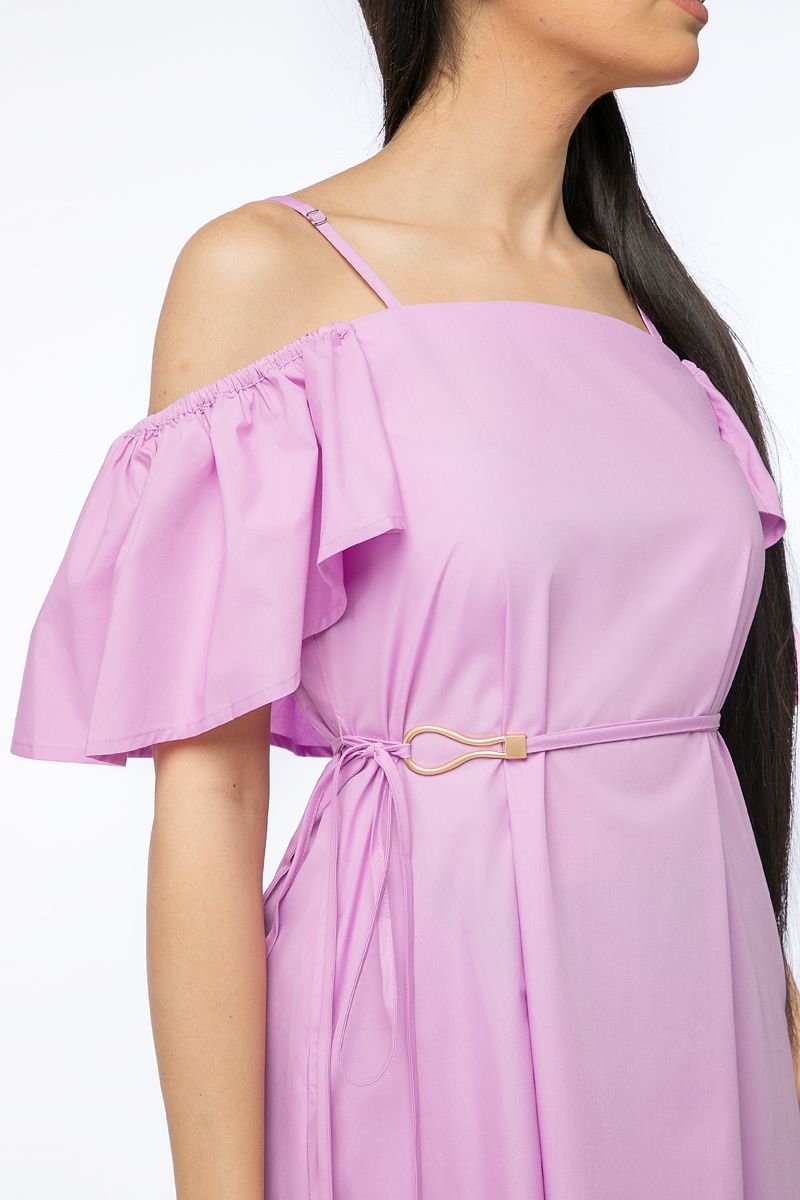 فستان نسائي بأكتاف مكشوفة