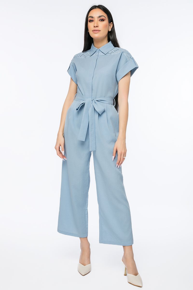 جمبسوت نسائي بفتحات مخرمة