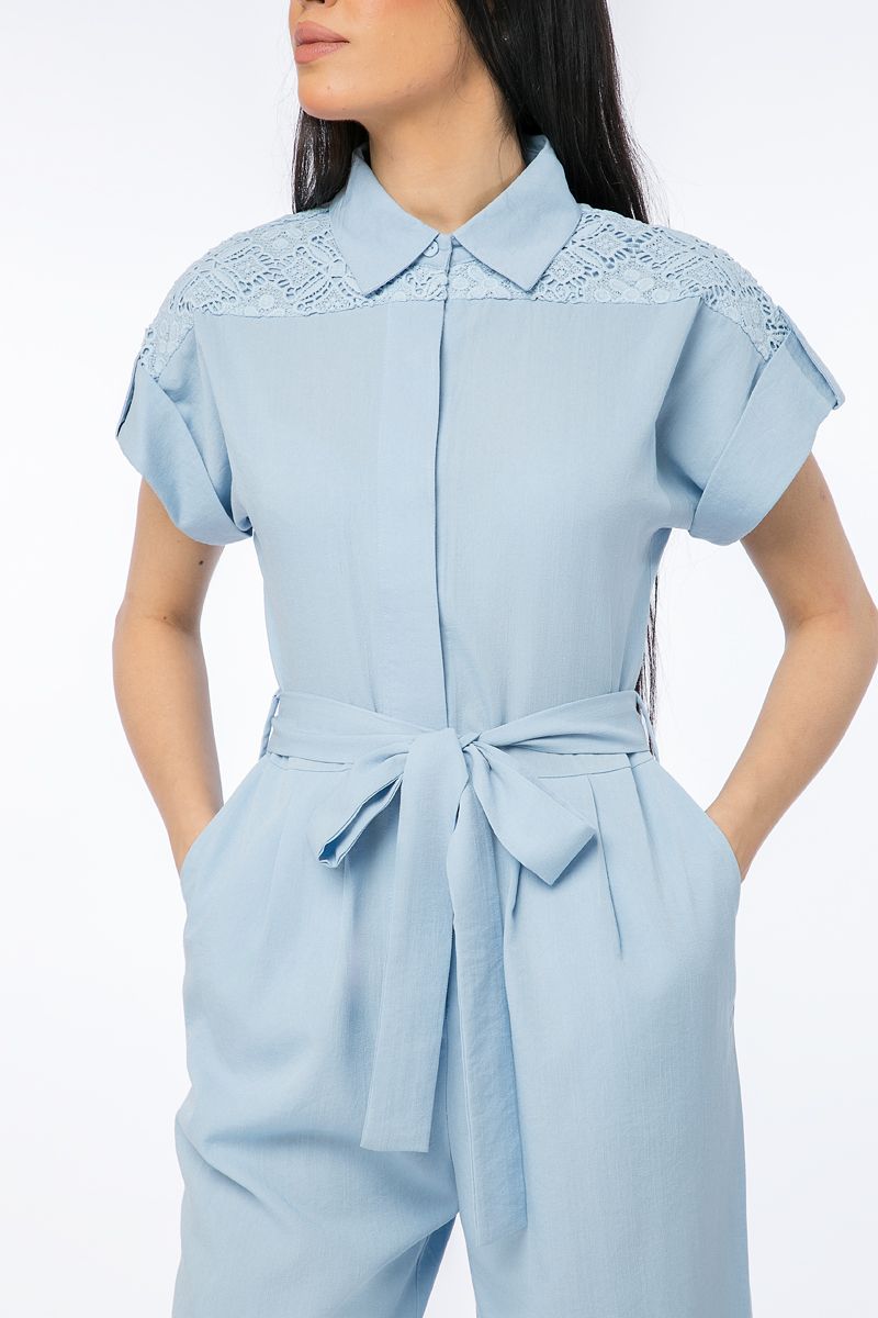 جمبسوت نسائي بفتحات مخرمة