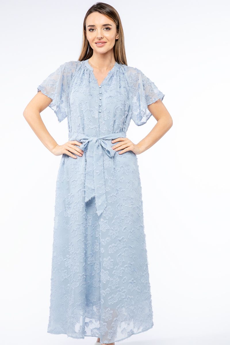 فستان نسائي