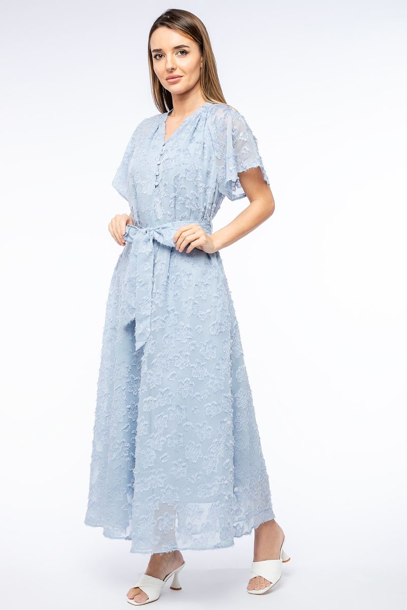 فستان نسائي