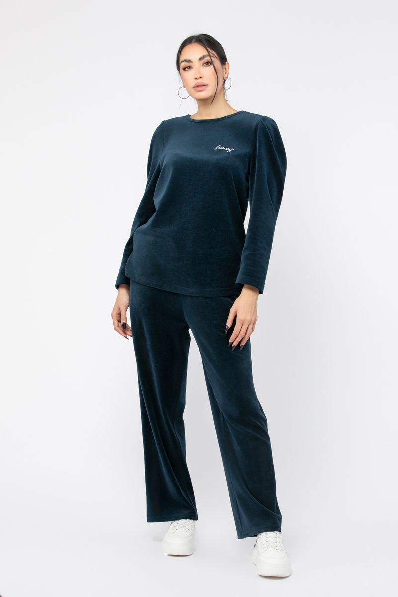 velvet fabric women sweatpants with embroidery