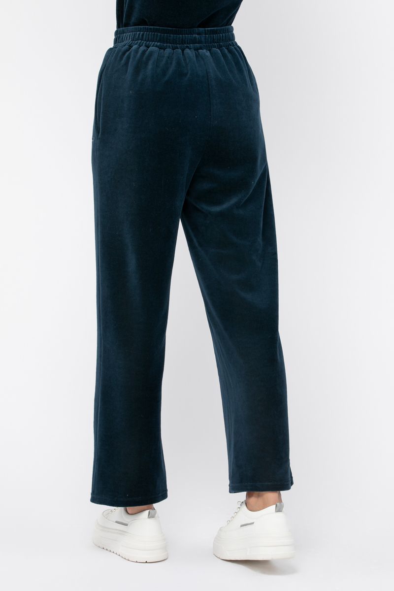 velvet fabric women sweatpants with embroidery