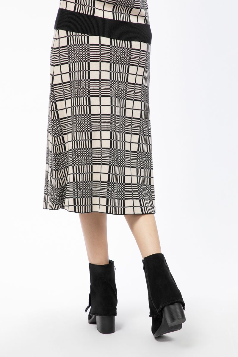 checkered knitted women skirt