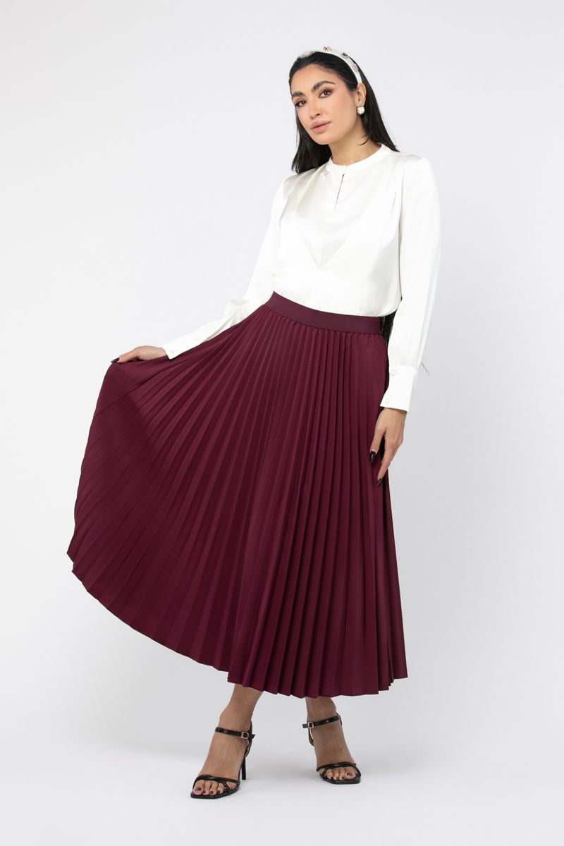 solid colored pleated women skirt