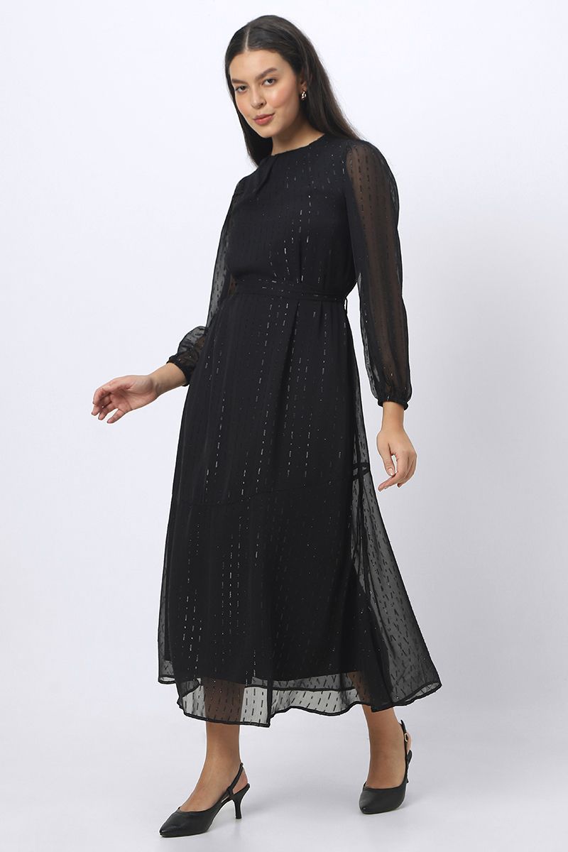 longline women dress with shiny threading texture