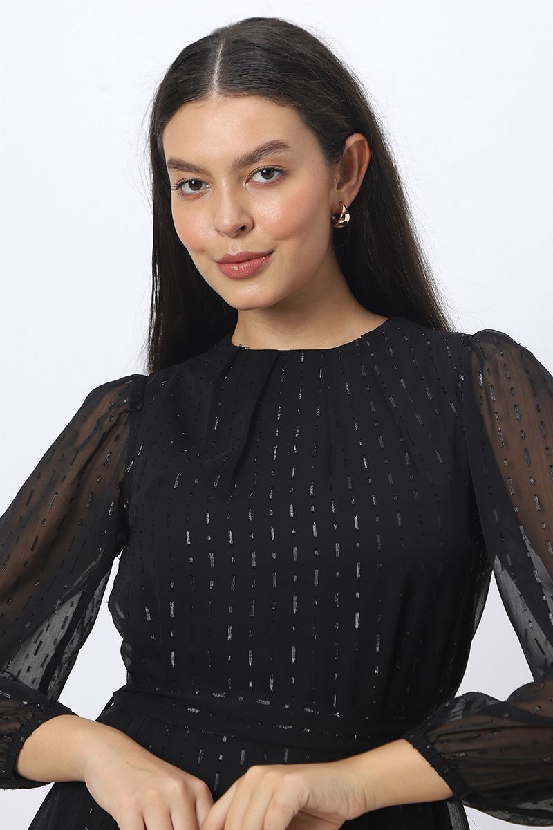 longline women dress with shiny threading texture