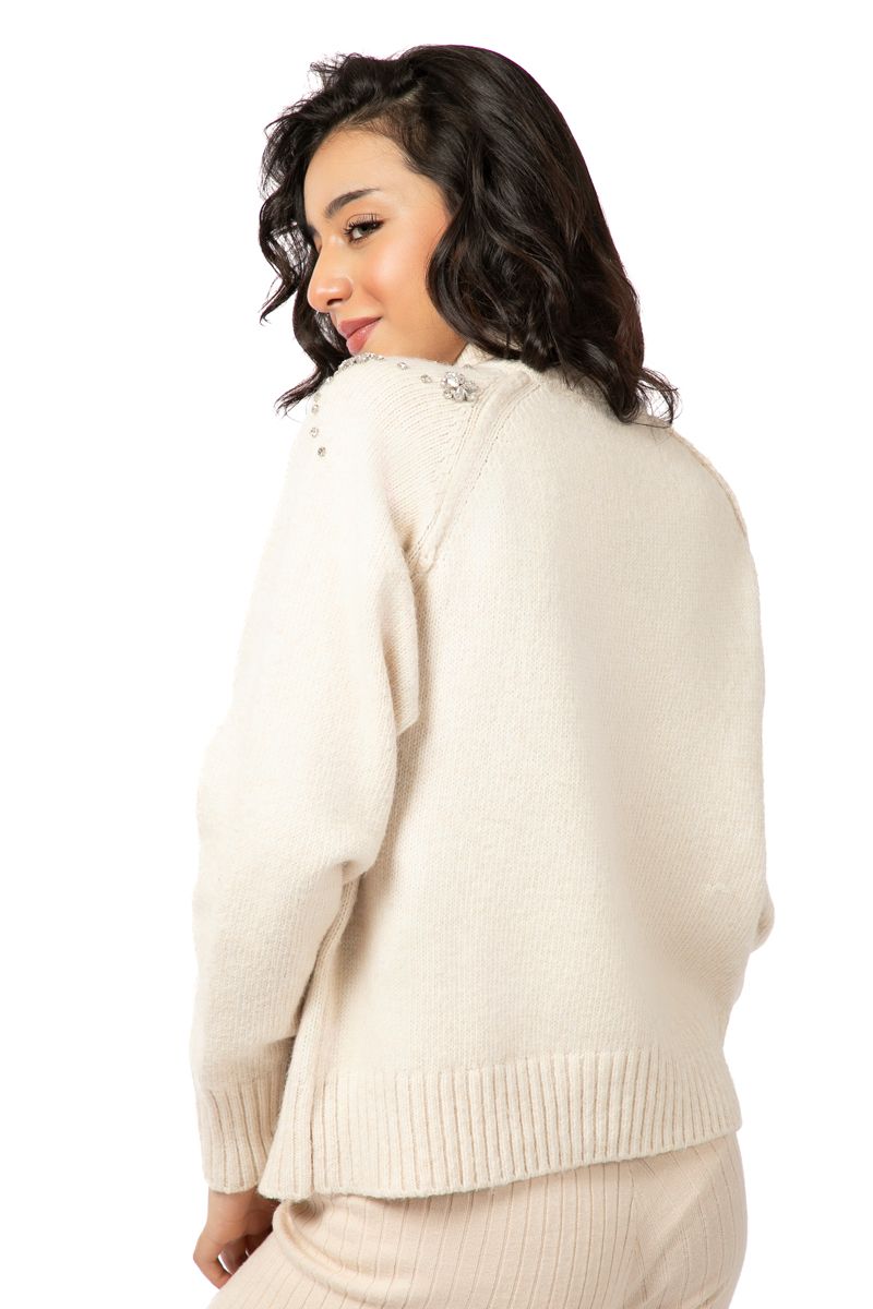knitted women sweater with studs