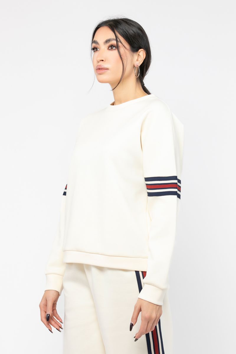 women sweatshirt with linings on sleeves