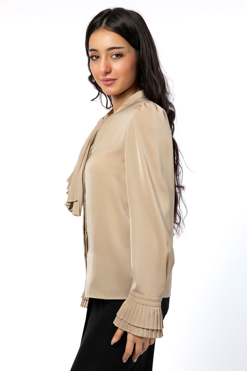 قميص نسائي برباط على الرقبة